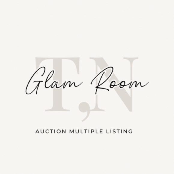 Glam Room , Auction Multiple listing ✨📣 - Picture 1 of 6